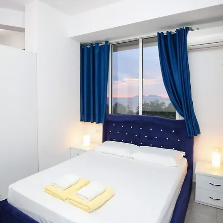 Aqua Blue 3*