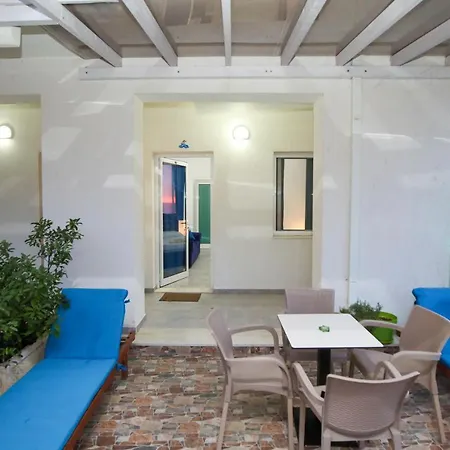 Hotel Aqua Blue