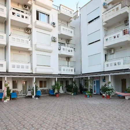 Aqua Blue Hotel Vlore