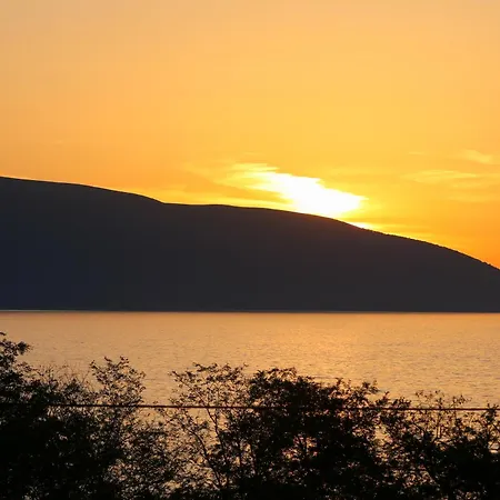 Aqua Blue 3* Vlore