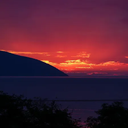 Aqua Blue 3* Vlore